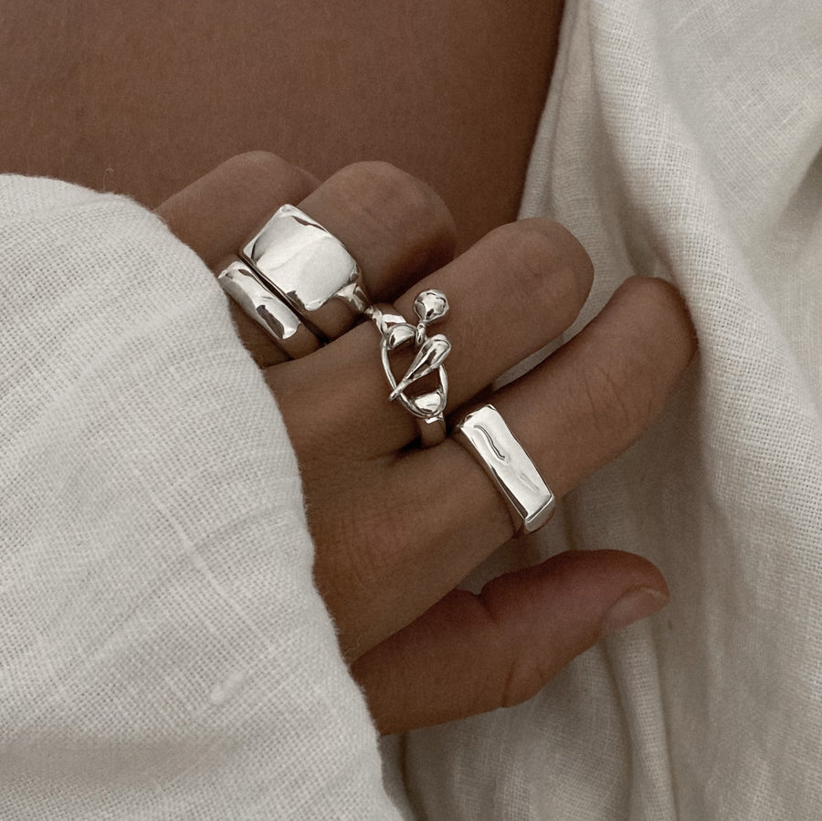 OLIVIA RING