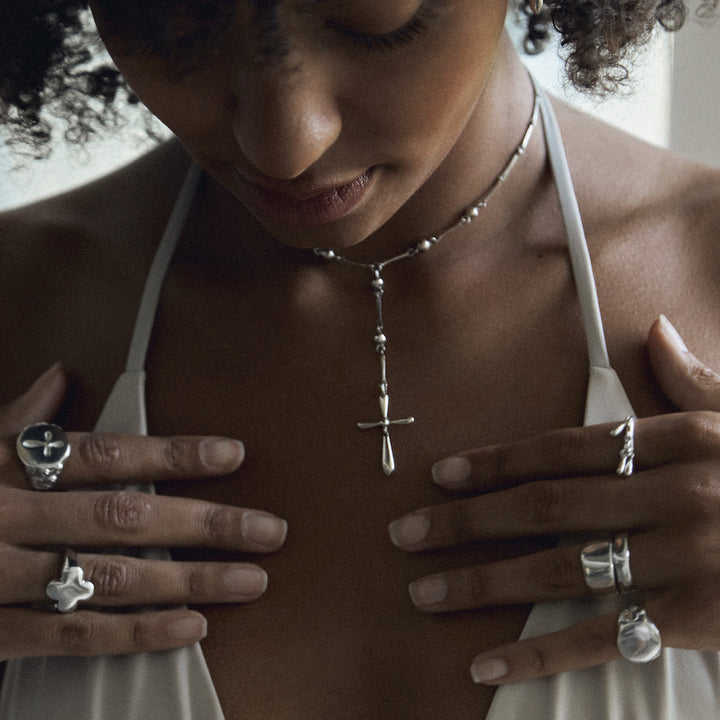 EVE NECKLACE