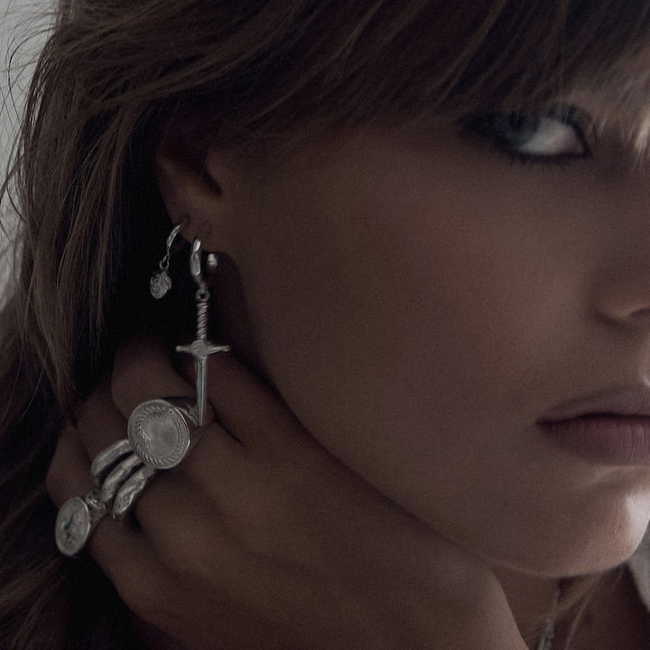 VICTORIA EARRINGS