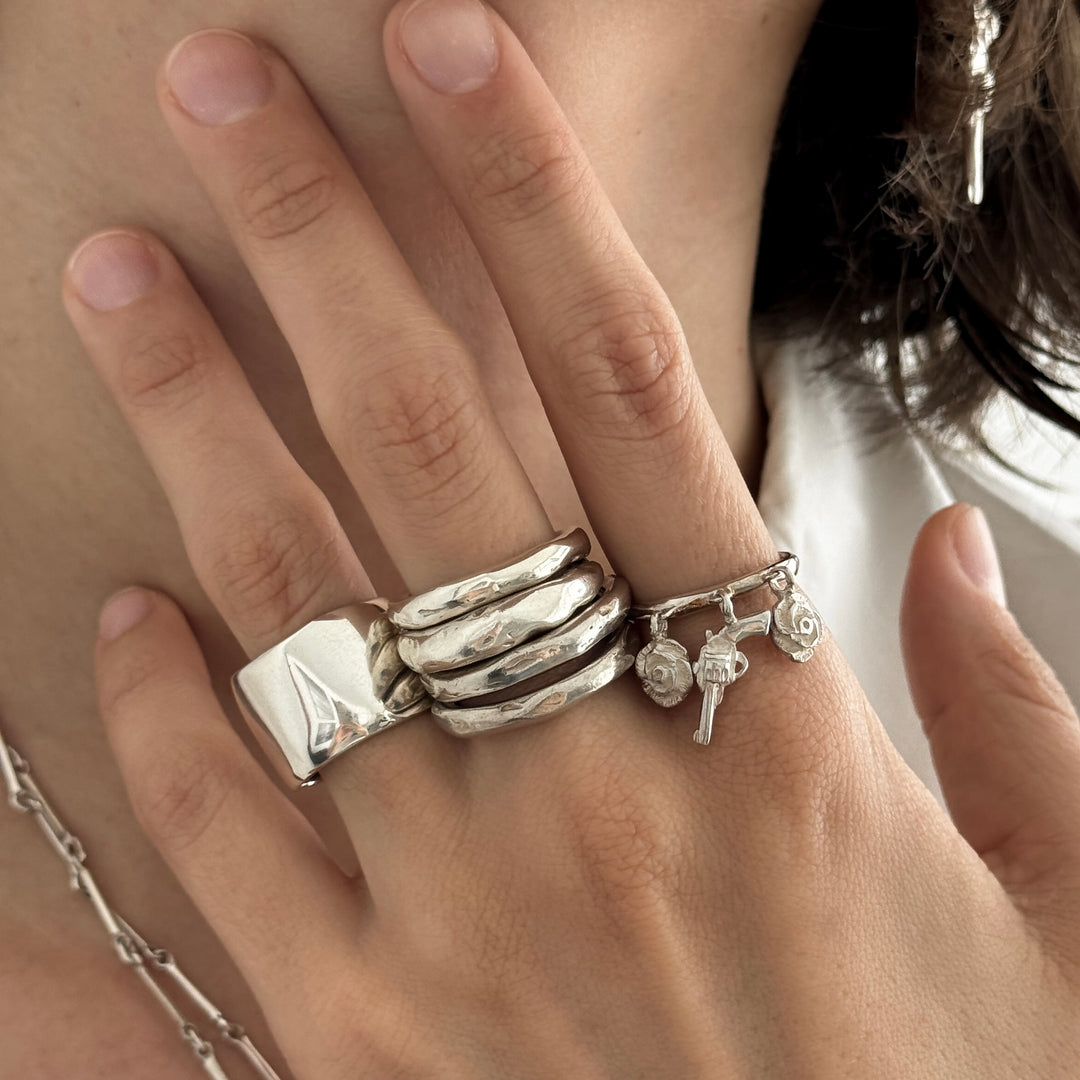 MARY RING