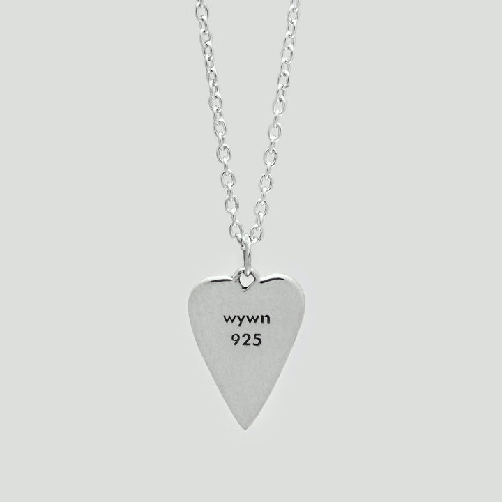 MIA HEART NECKLACE