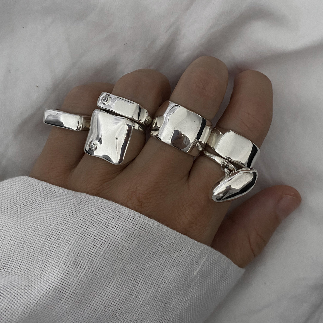 STILLNESS DIAMOND SET