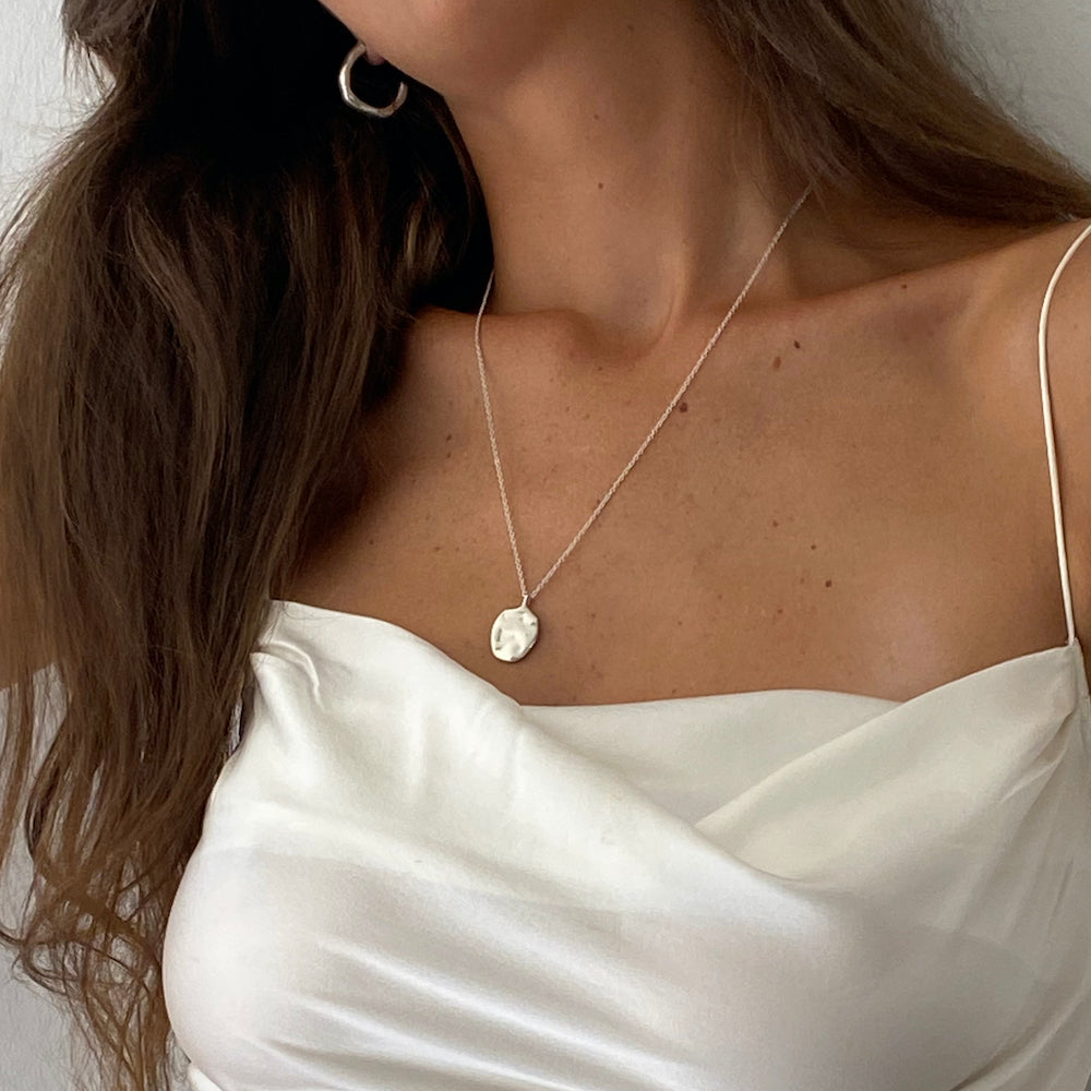 SAM NECKLACE