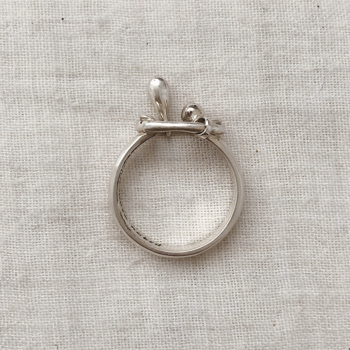 OLIVIA RING